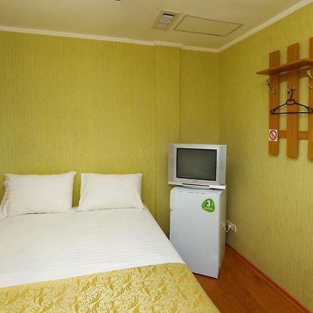 Tokyo Star Economy Hotel Odessa Eksteriør bilde